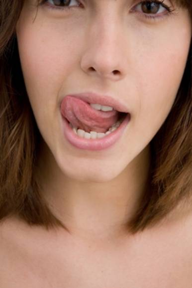 Seks igračke niso pokazatelj perverzne osebnosti, temveč sproščenosti in seksualne odprtosti.(jlp)