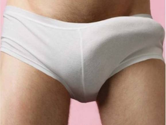 Moški so prepričani, da njihov penis večkrat razmišlja s svojo glavo.