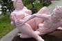 Na kitajskem seksajo skulpture. (jlp)